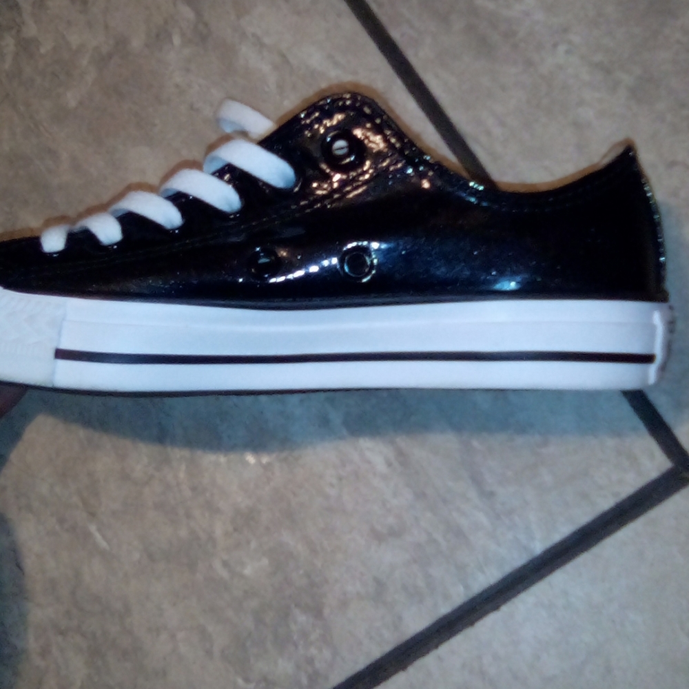 Metallic Converse - Picture 2 of 4